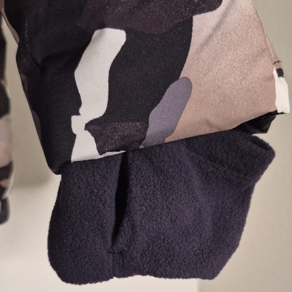 All in Motion Kids Puffer Jacket - Black, Gray, White Camo - Picture 7 of 13